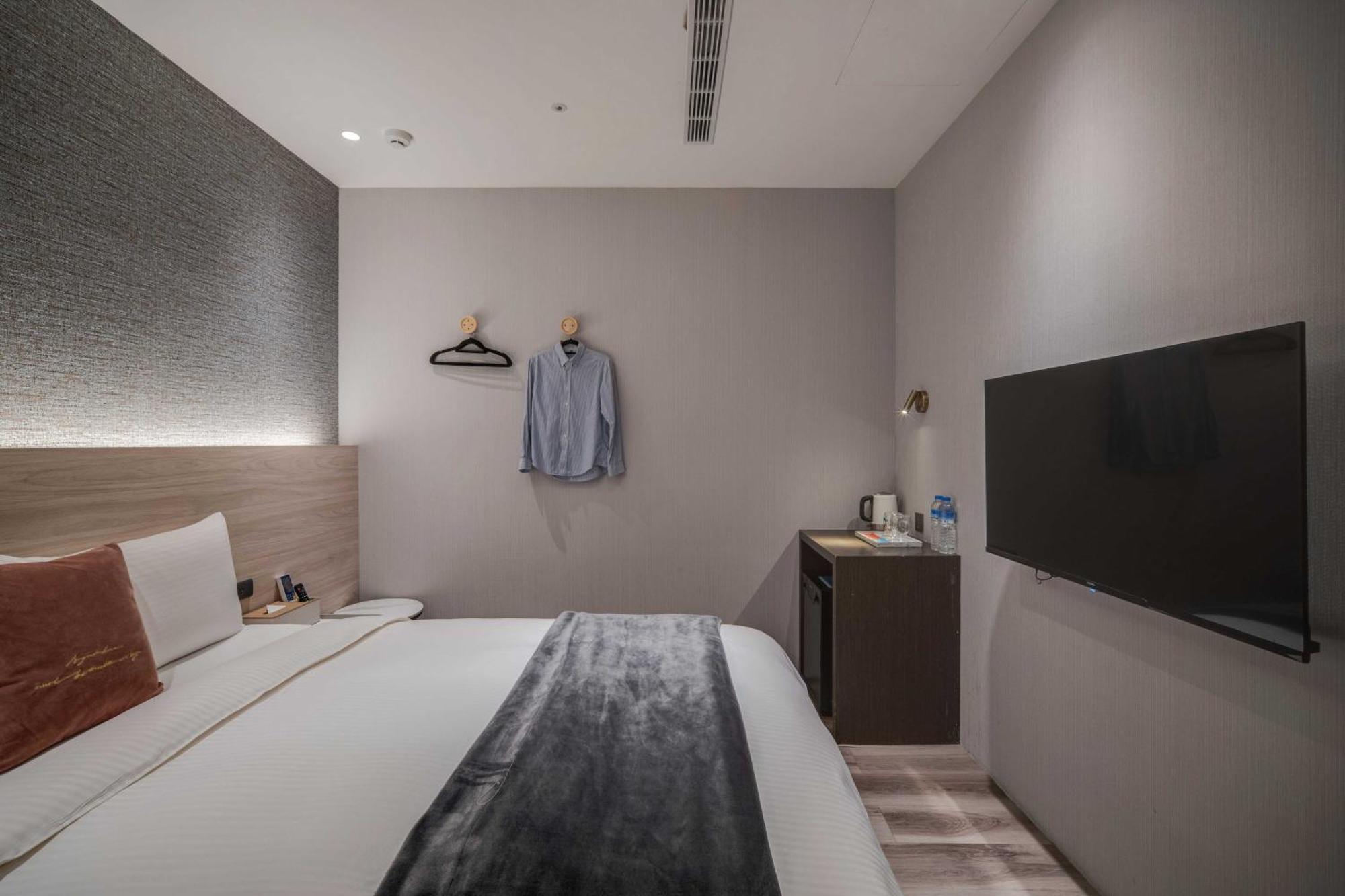 Fun Stay Inn Ximen Tajpej Buitenkant foto