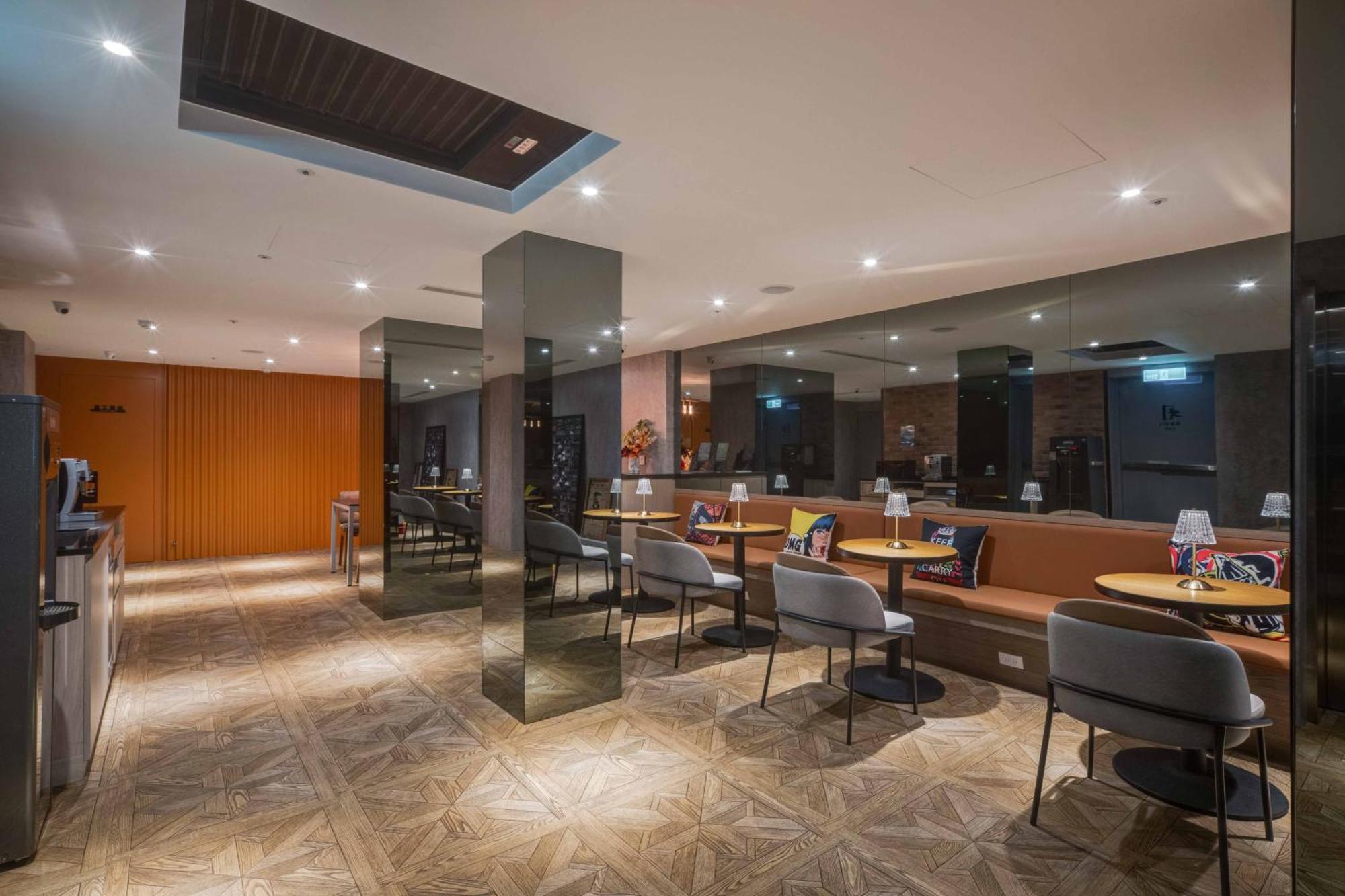 Fun Stay Inn Ximen Tajpej Buitenkant foto